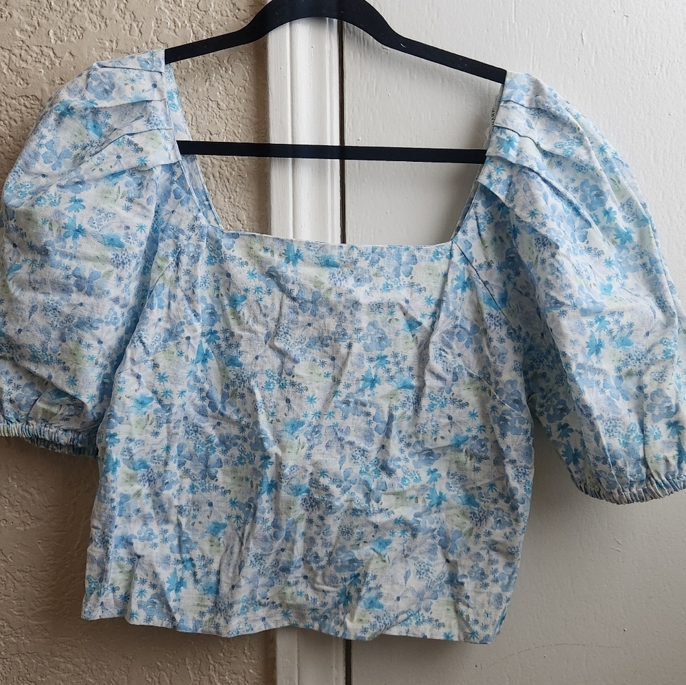 Primark- Floral Puff Sleeve Top